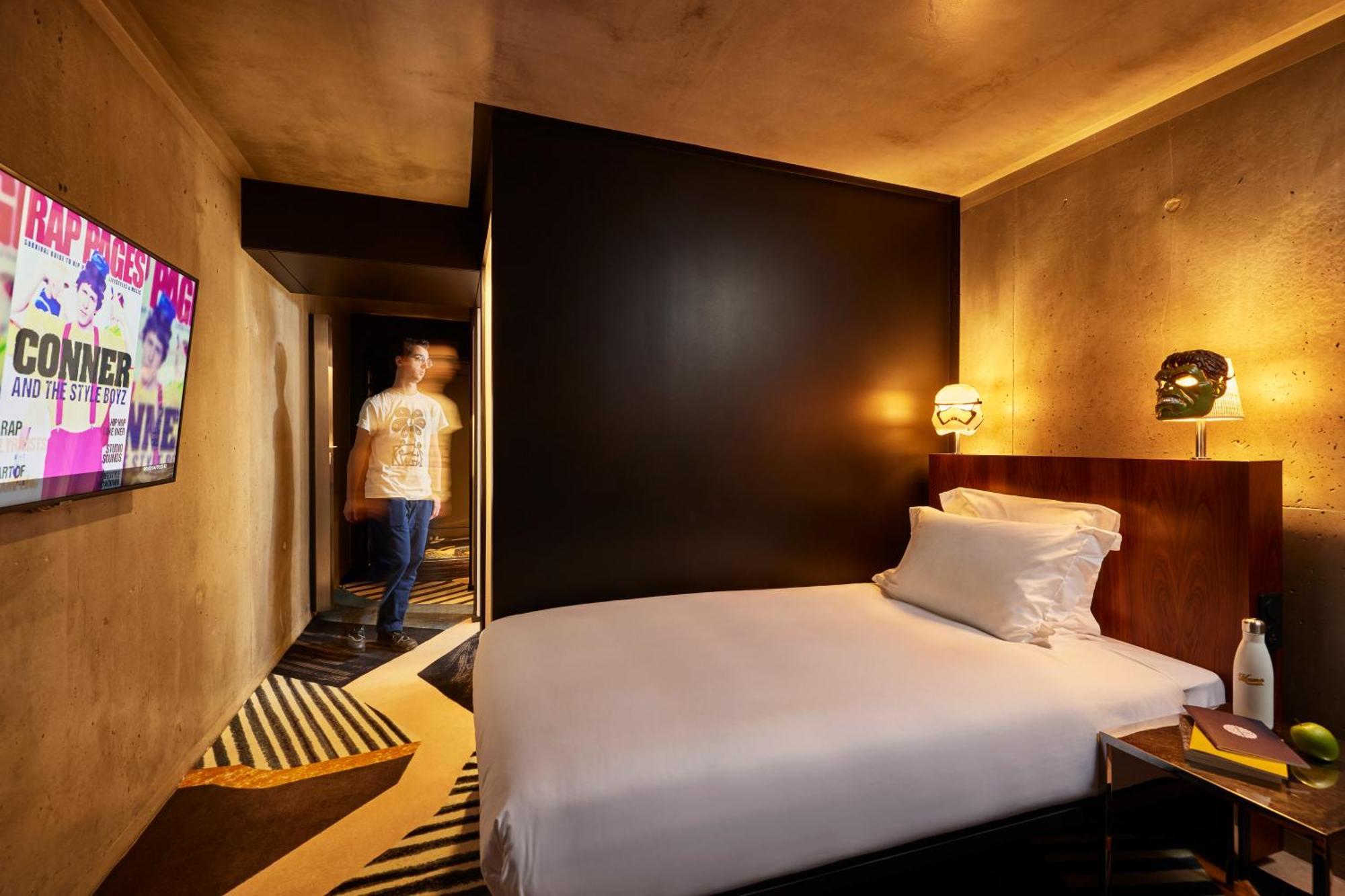 Mama Shelter Paris East Hotel Exterior photo