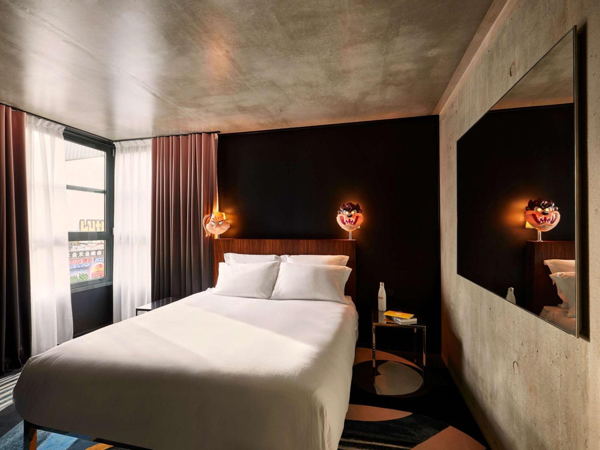 Mama Shelter Paris East Hotel Exterior photo