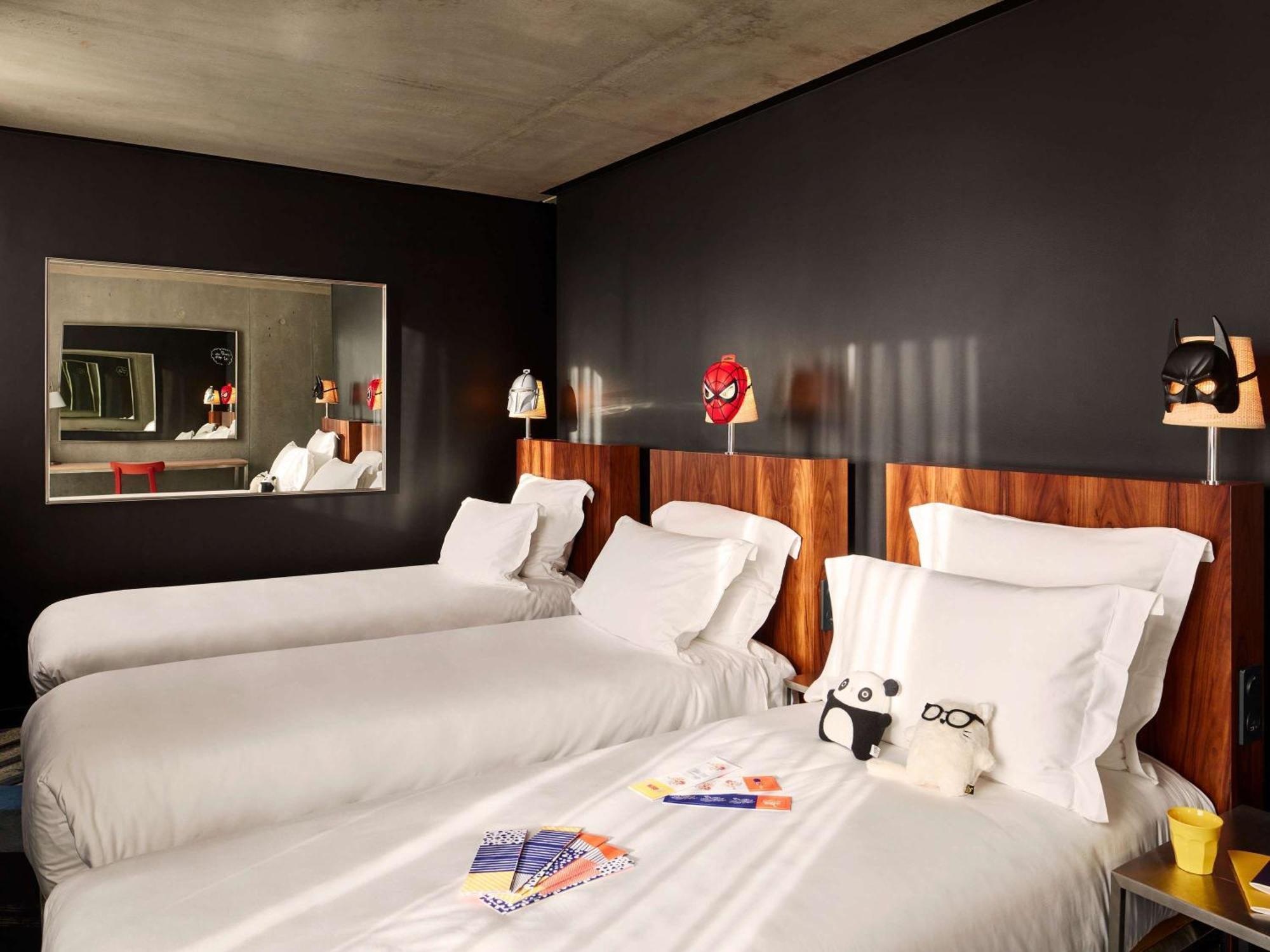 Mama Shelter Paris East Hotel Exterior photo