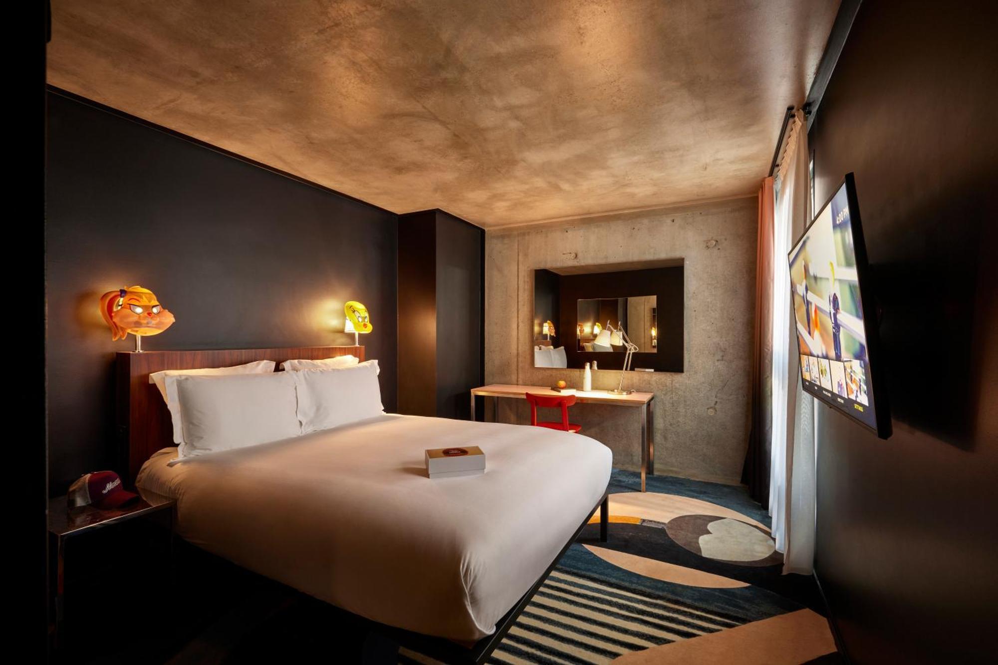Mama Shelter Paris East Hotel Exterior photo